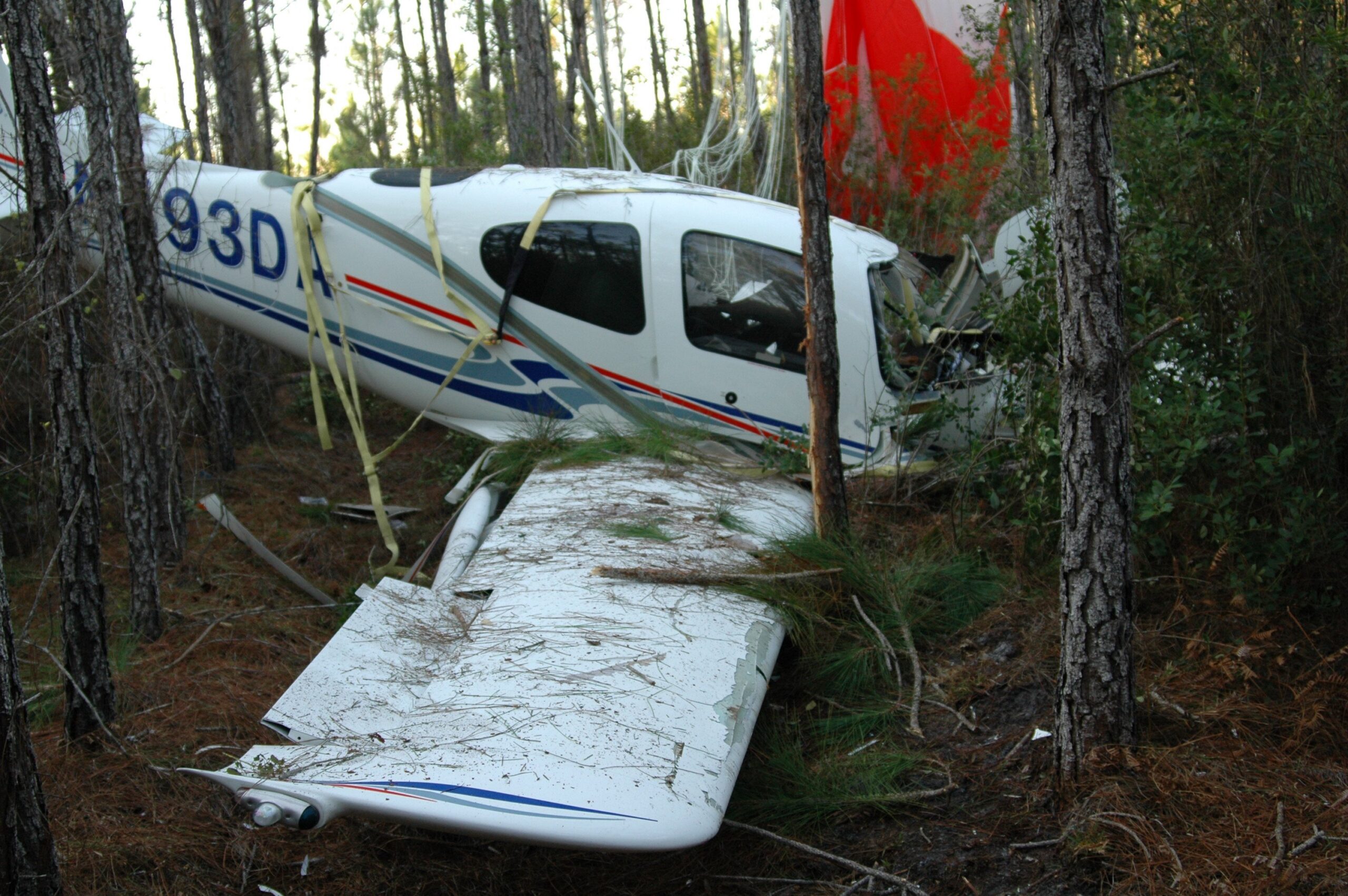 Cirrus SR20 N493DA Stall Spin Crash: Deltona FL 2009