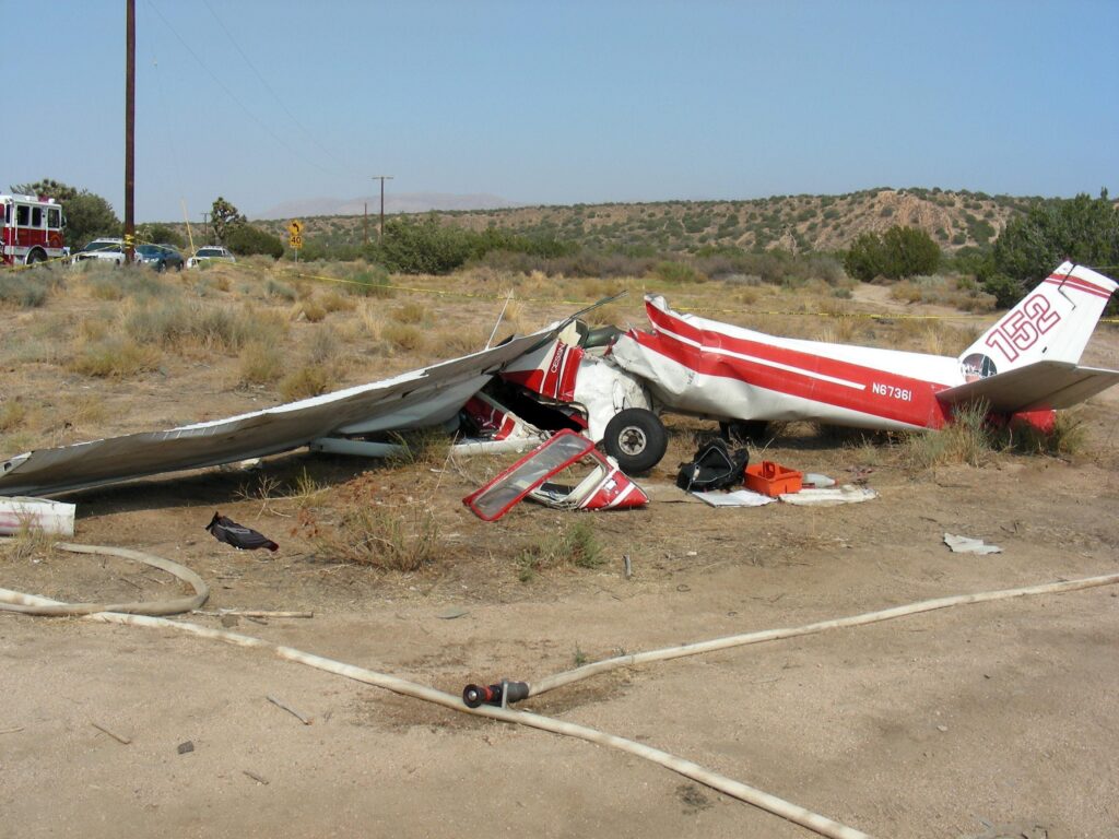 CESSNA 152 accident investigation - Hesperia, CA