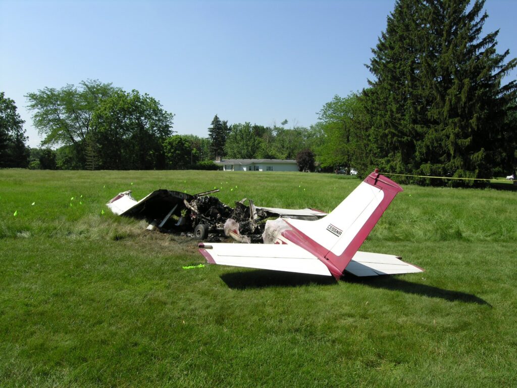 CESSNA U206C accident investigation - Fremont, OH