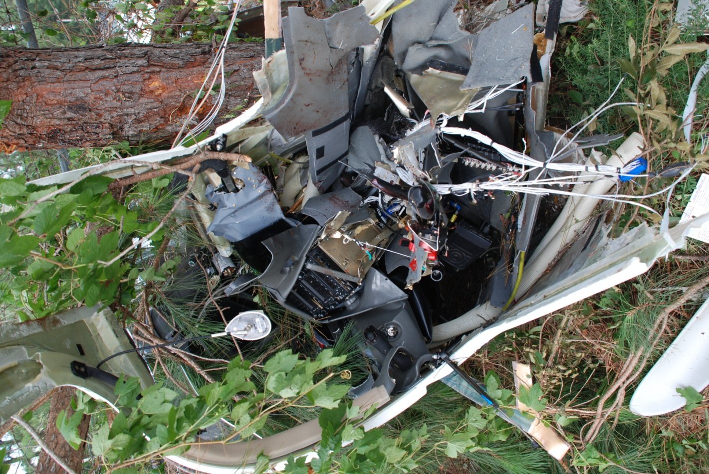 CIRRUS SR20 accident investigation - Chapel Hill, NC