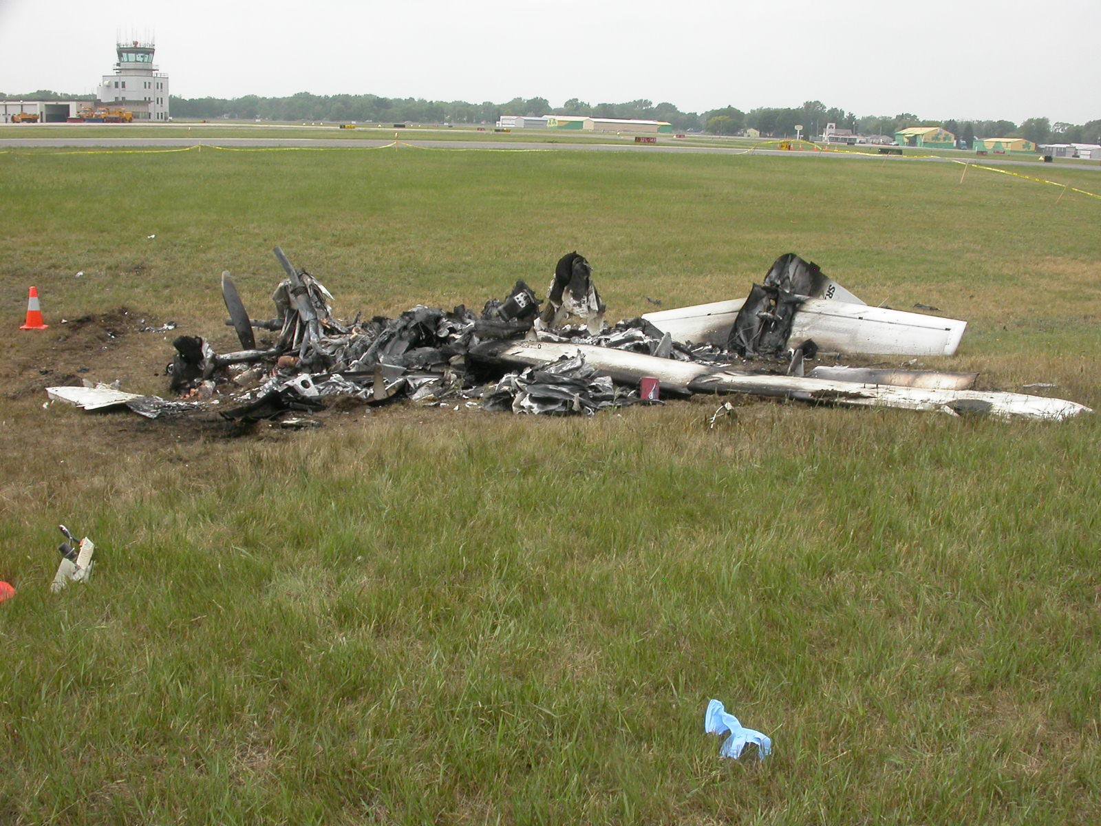Cirrus Design Corporation SR22 accident investigation - Crystal, MN