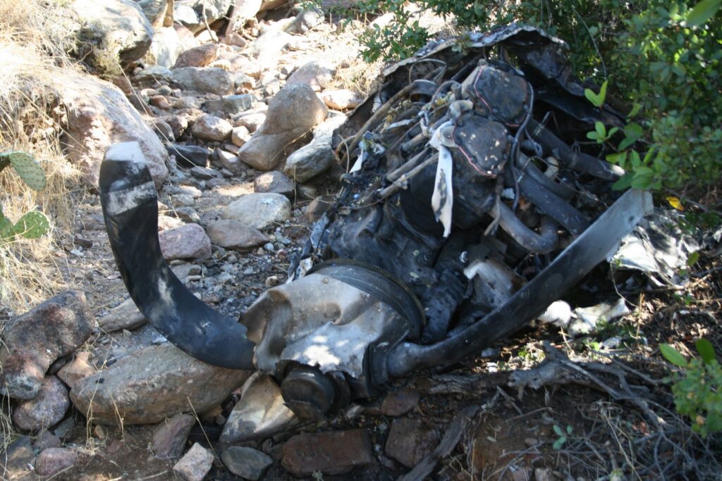 MOONEY M20J accident investigation - Avalon, CA