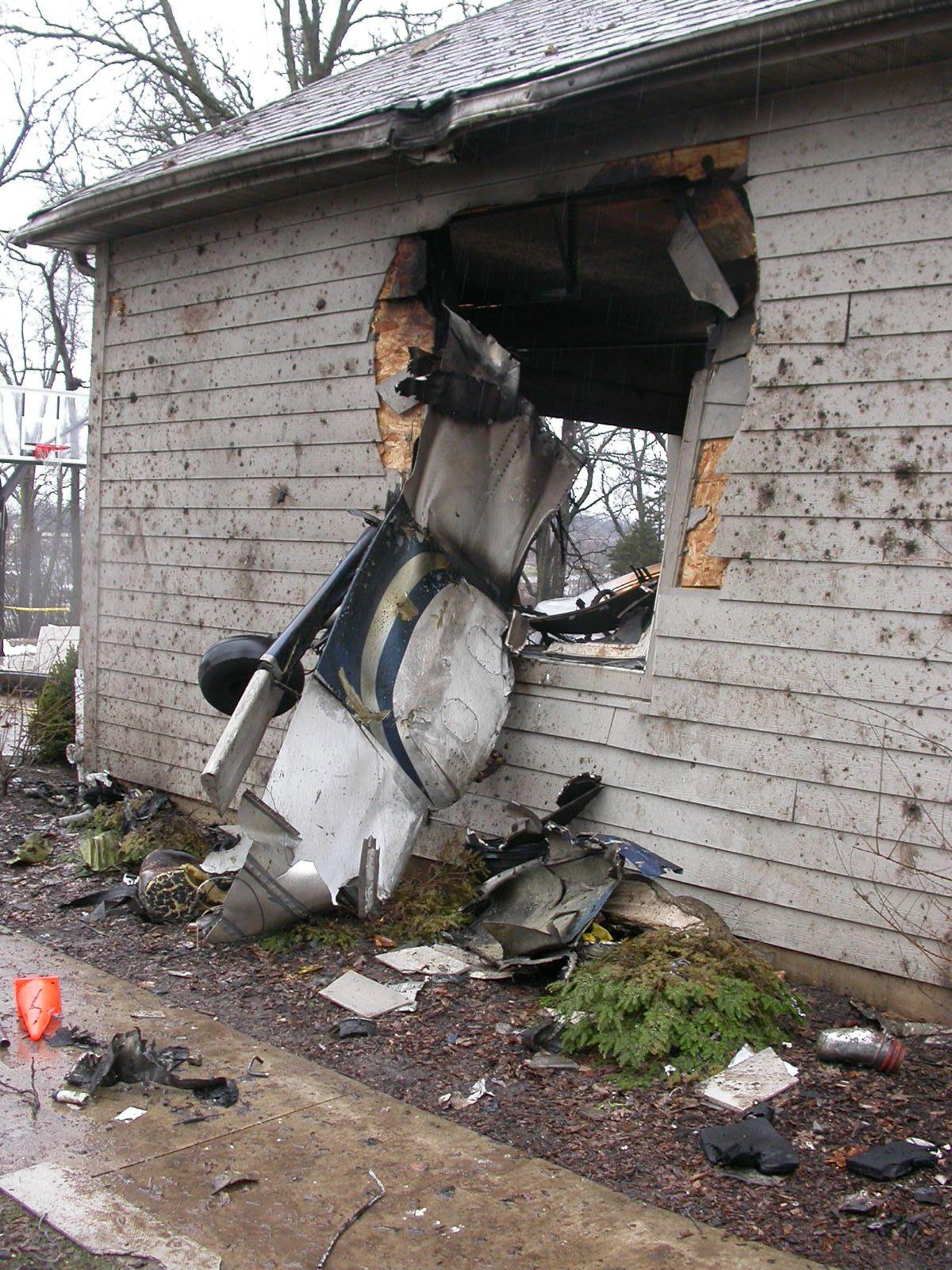 SMITH AEROSTAR 601P accident investigation - Sugar Grove, IL