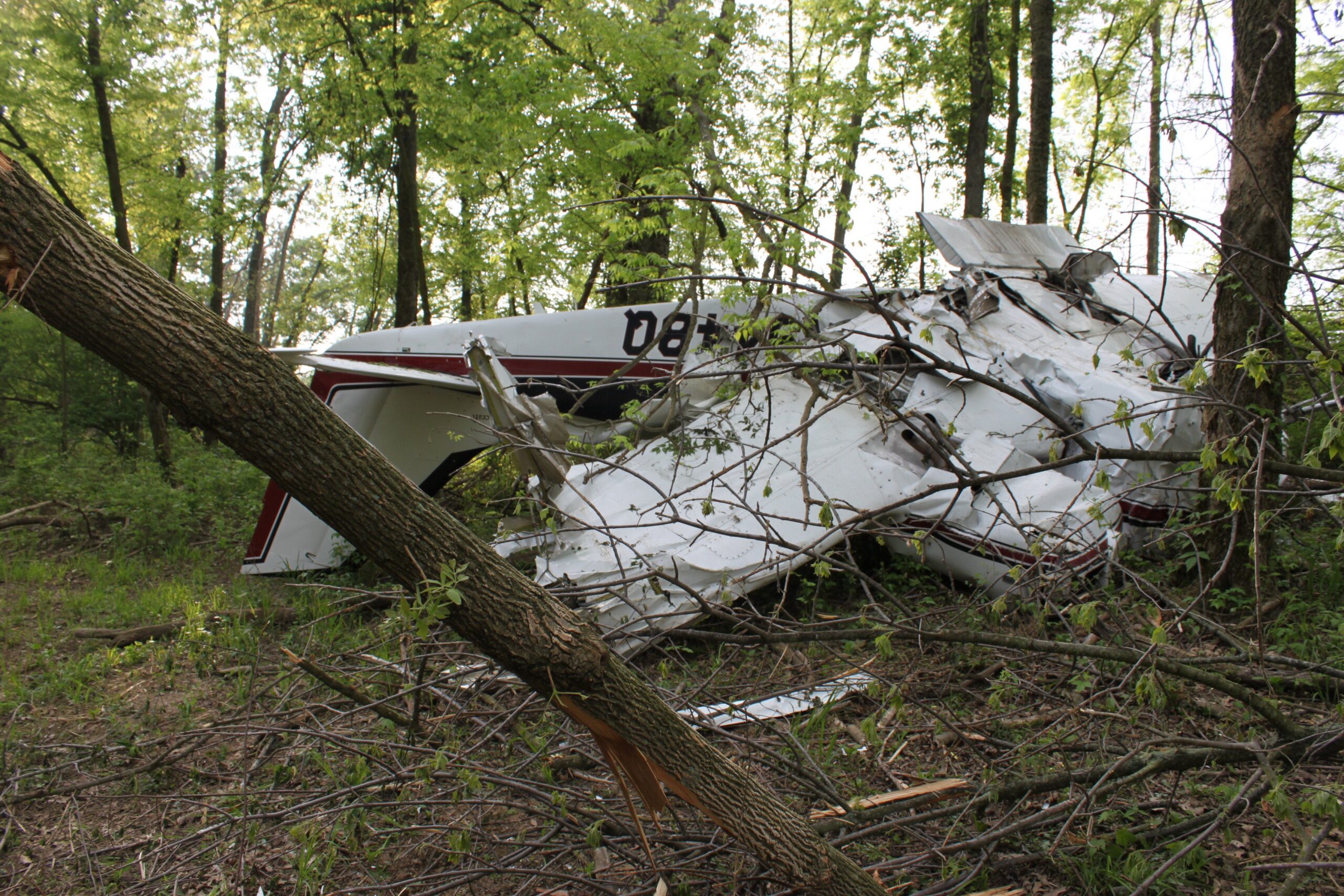 BEECH 58 accident investigation - Calhoun, KY