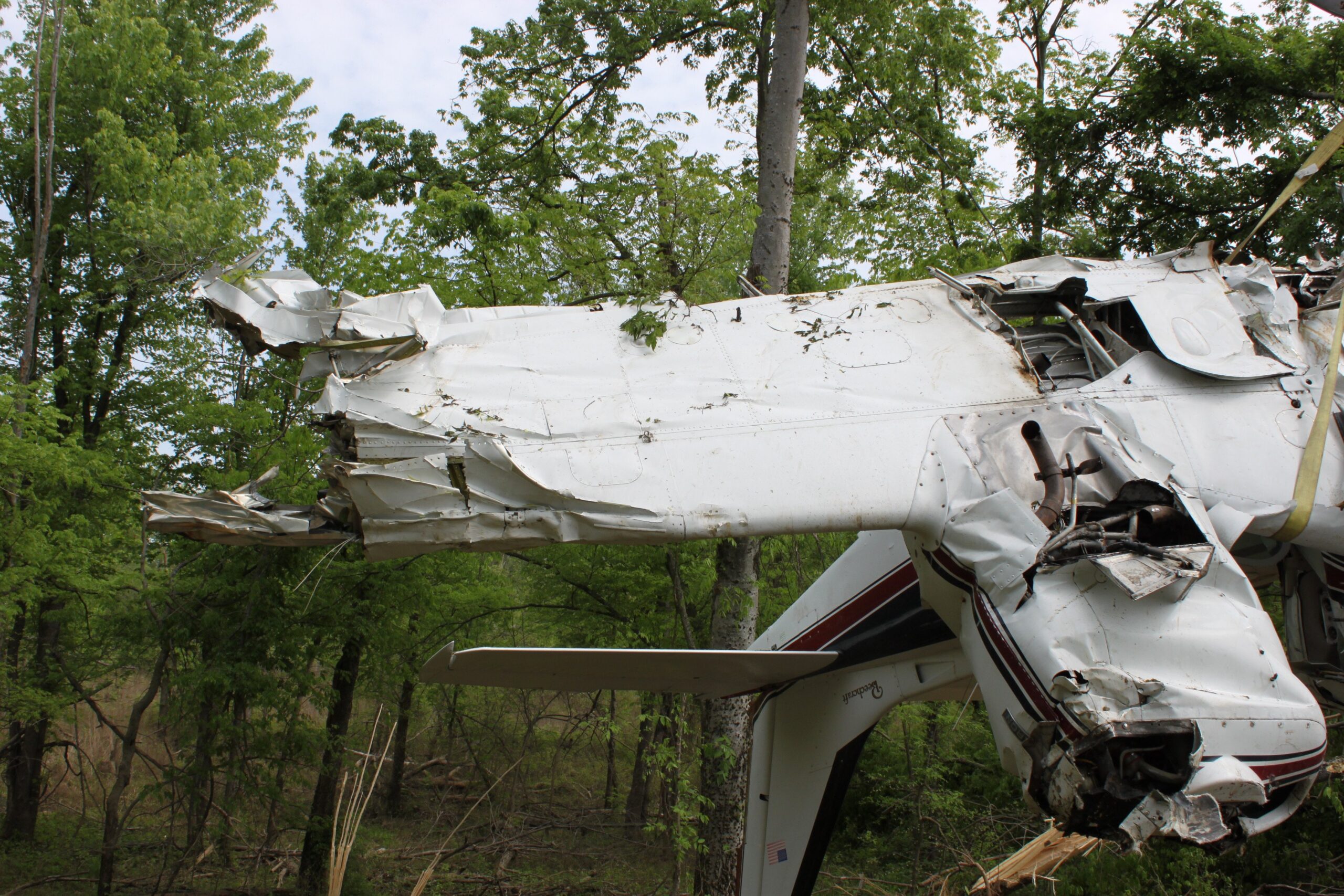 BEECH 58 accident investigation - Calhoun, KY
