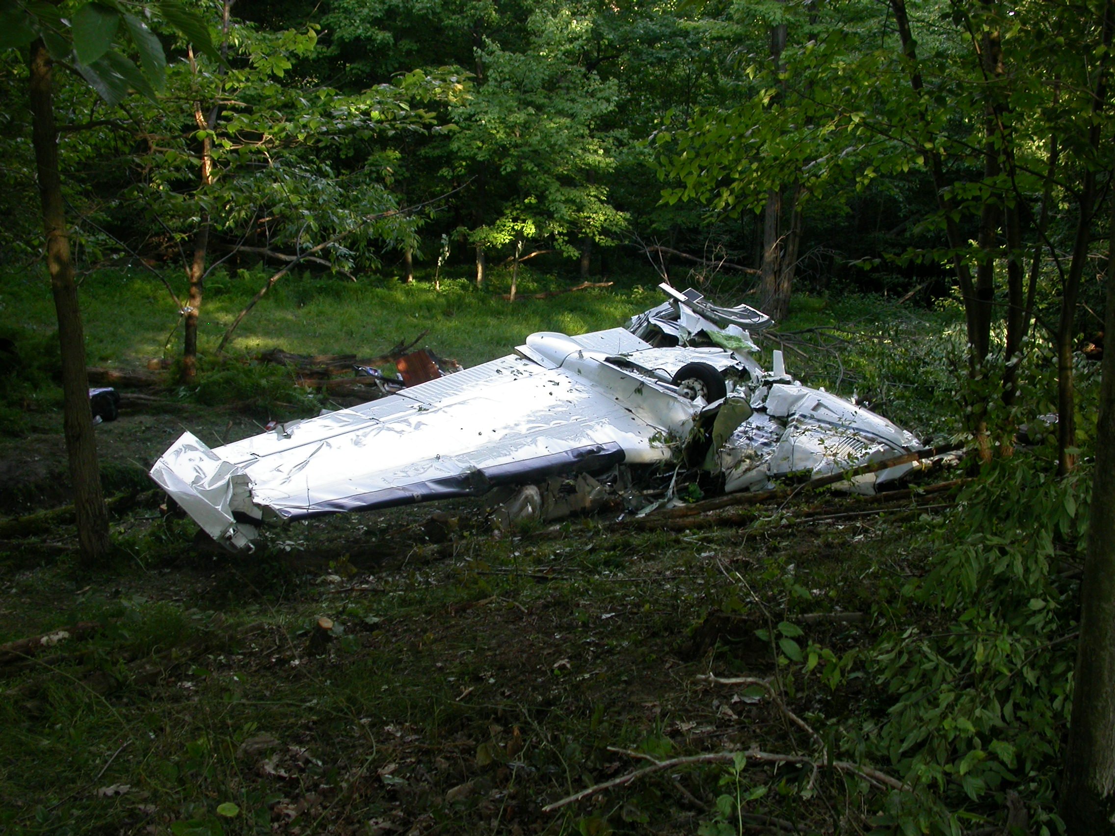 RAYTHEON AIRCRAFT COMPANY C90GT accident investigation - Morgantown, WV