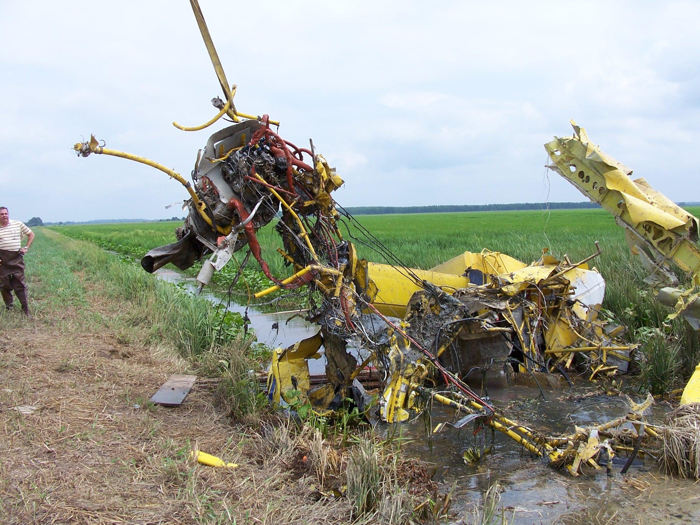 AIR TRACTOR INC AT-602 accident investigation - Drew, MS