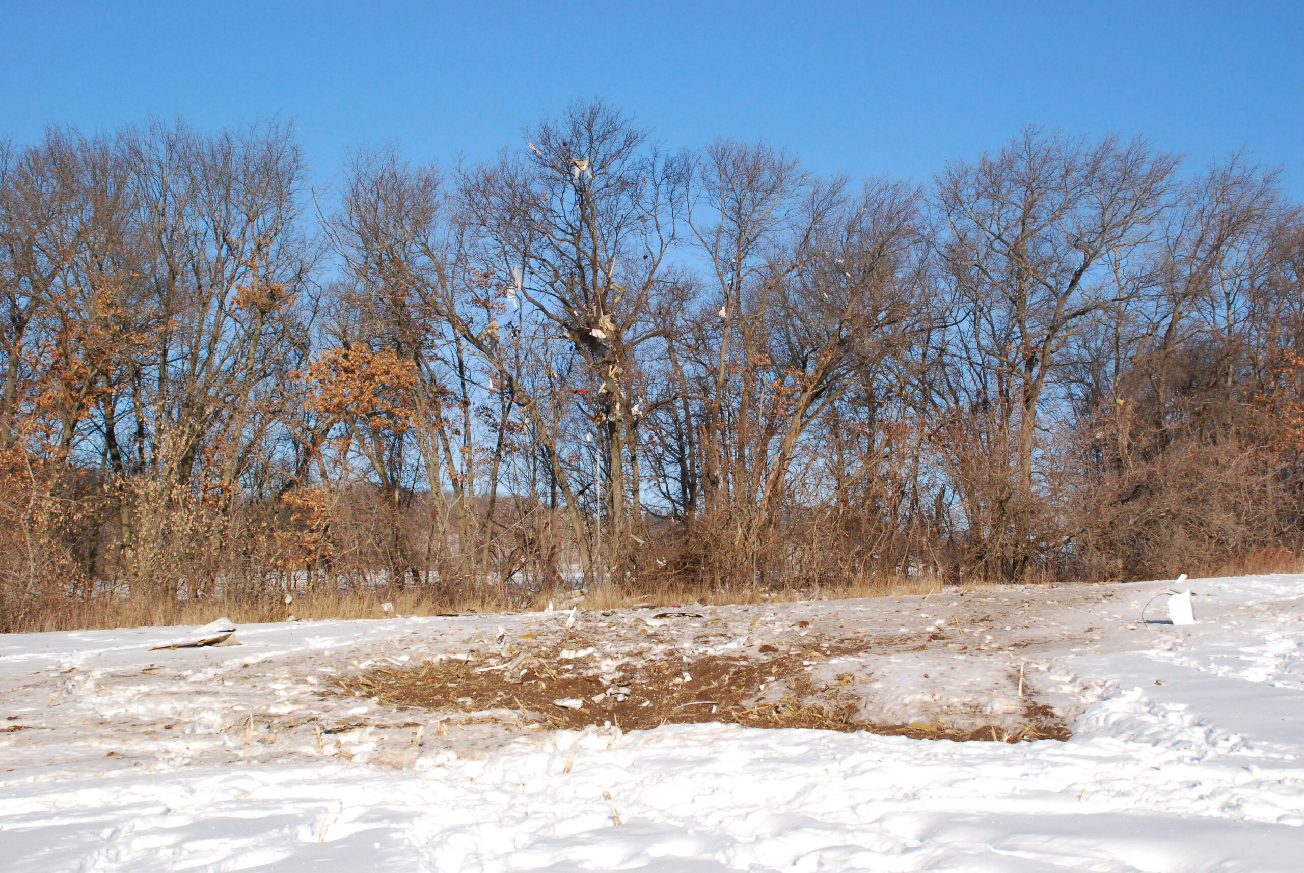 Cirrus Design SR20 accident investigation - Menomonie, WI